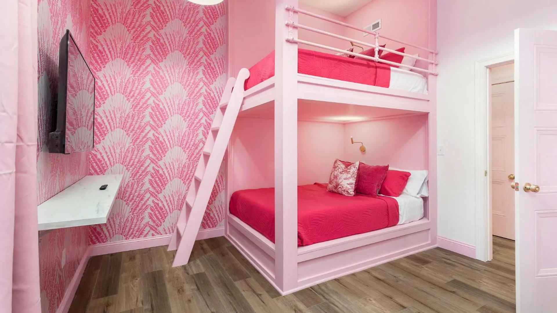 The Kentucky Rose By Hollyhock Suites Louisville Lejlighed